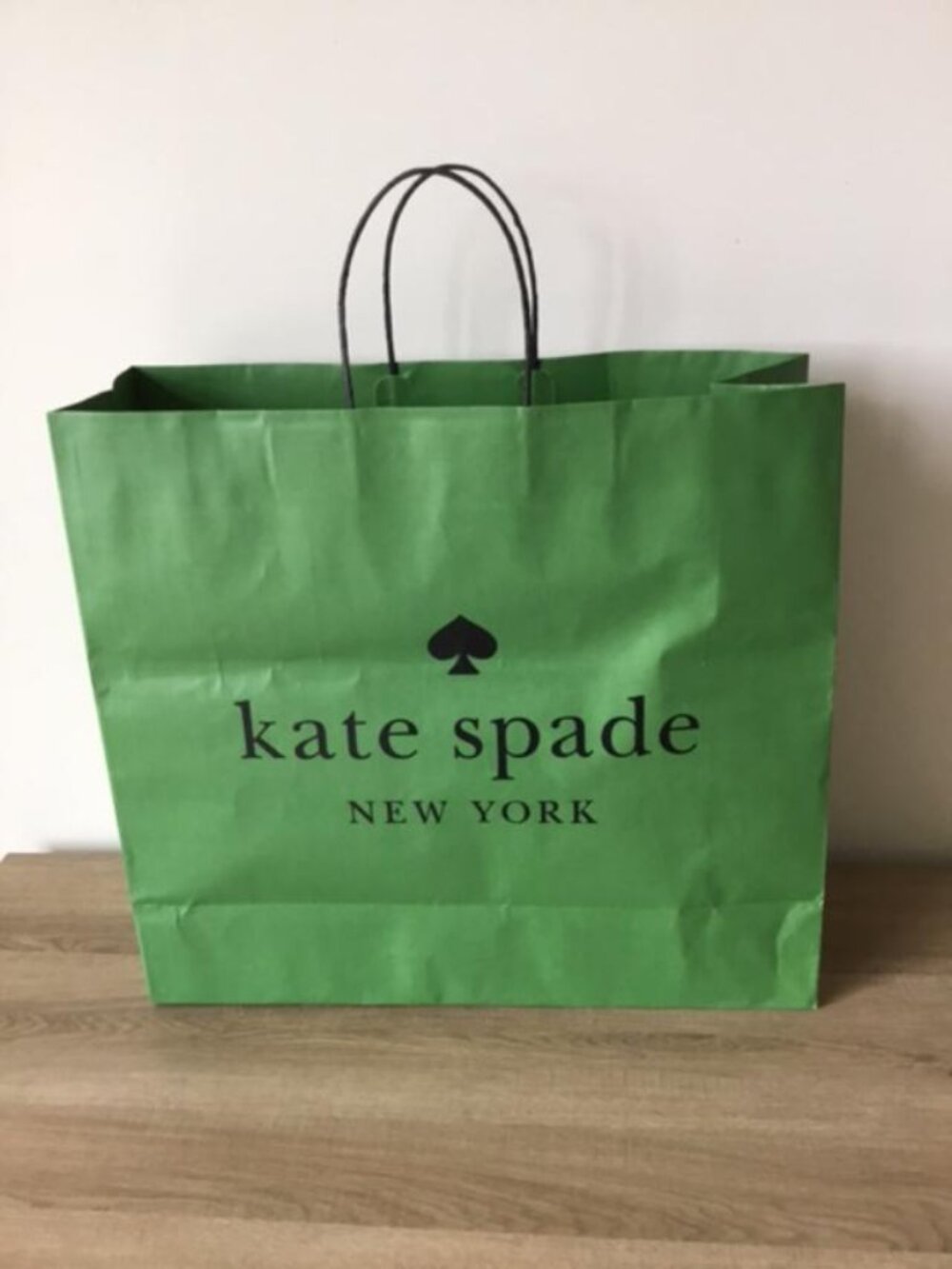 Kate Spade Juliette Pebbled Leather Mini Crossbody Citrus Gala KP075 NWT in Box - Picture 10 of 10